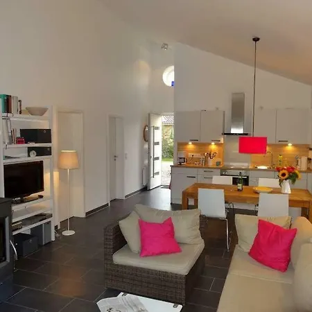 Feriendorf Sudstrand Haus 12 בית נופש